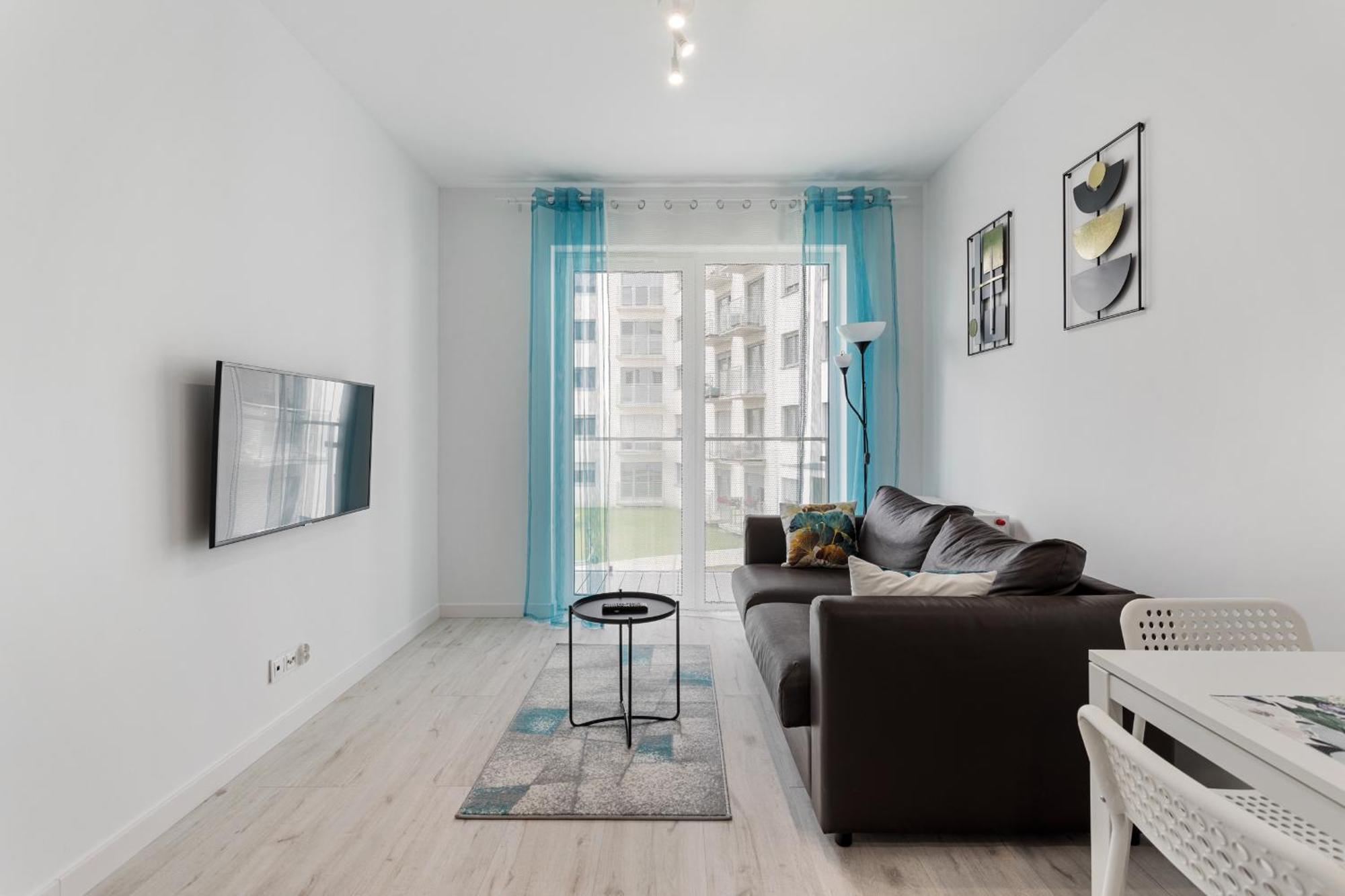 Apartamento Very Berry - Katowicka 2c - Z Balkonem I Garazem- Self Check In 24h Poznań